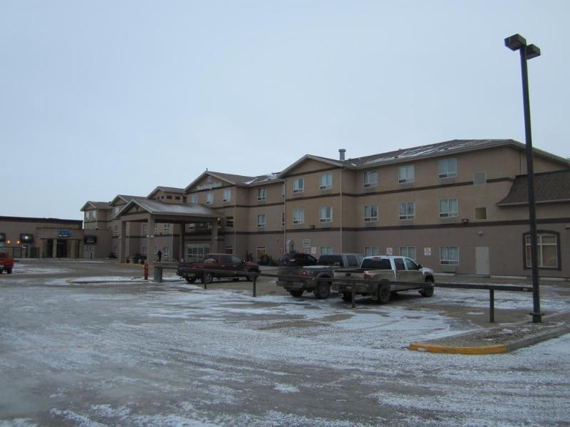 Stonebridge Hotel Dawson Creek Exterior photo